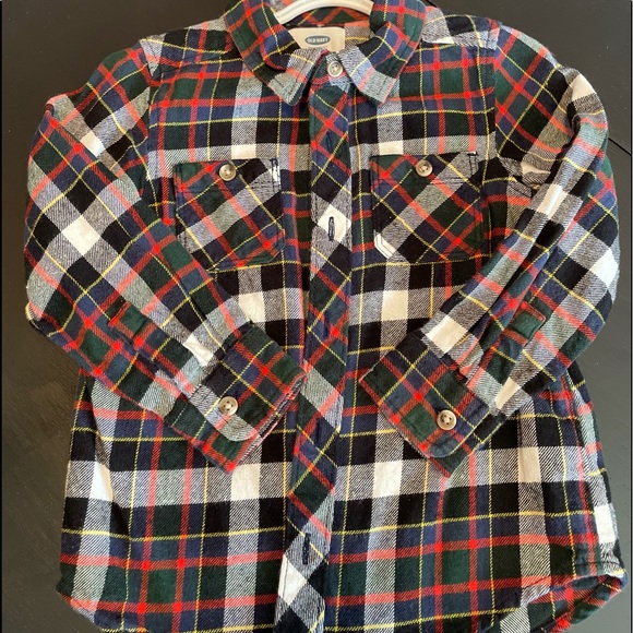 Bundle of 4T button down boys shirts - Picture 6 of 6